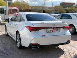 تۆیۆتا ئەڤەلۆن